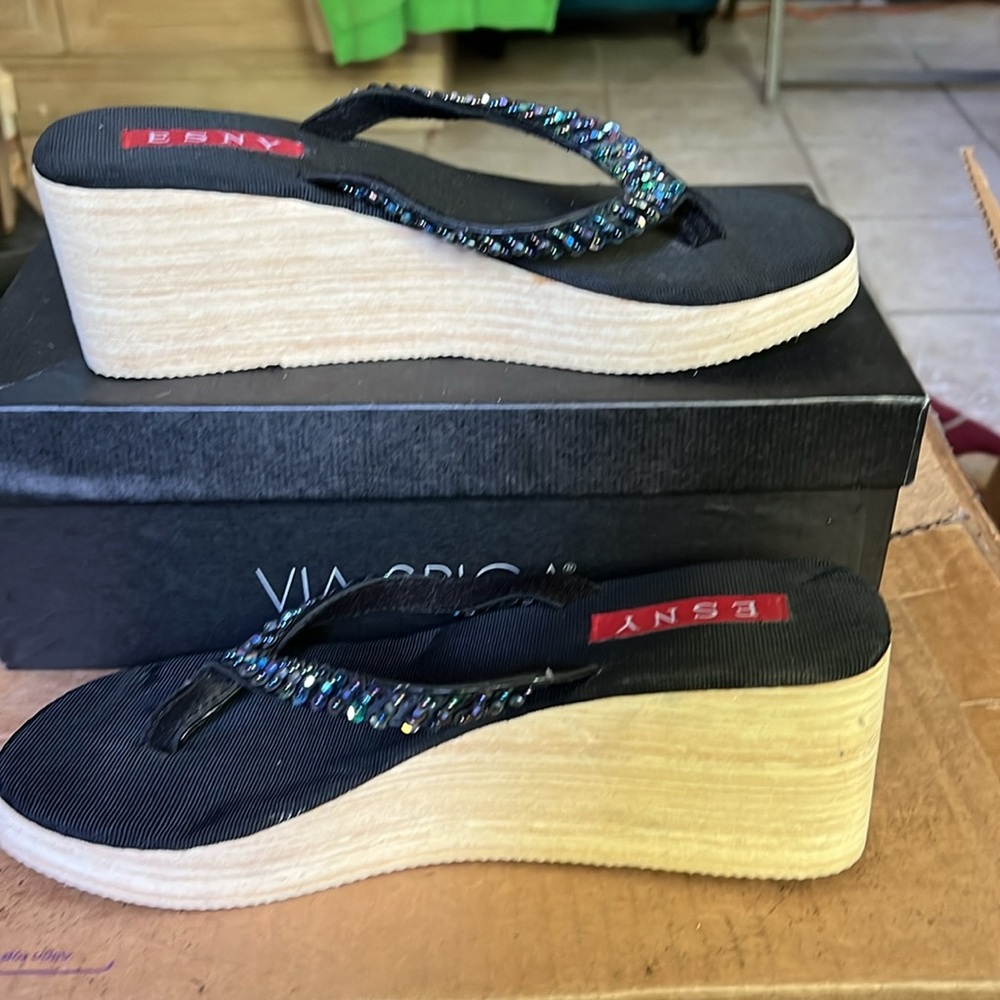 ESNY Jeweled Platform Thong Sandals in Black Sz 8 NEW - Picture 9 of 12